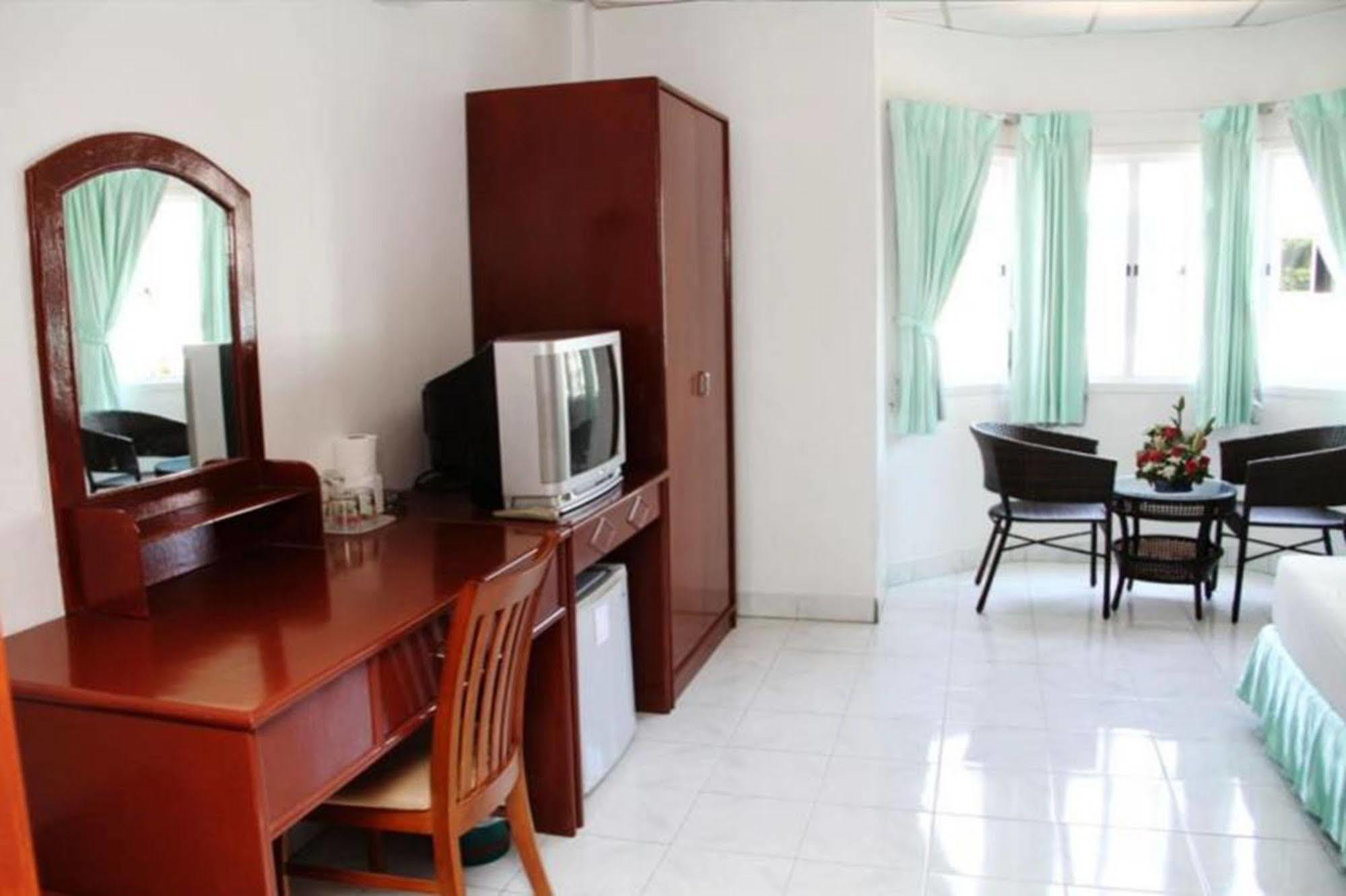 Welcome Inn Hotel @ Karon Beach. Single Room From Only 500 Baht Phuket Luaran gambar