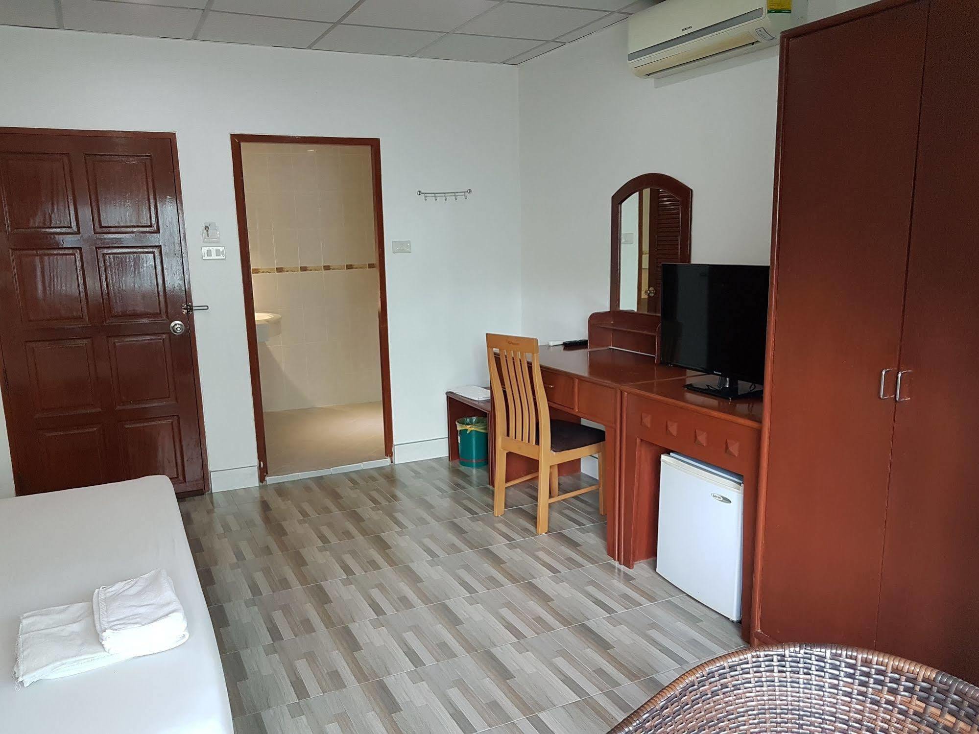 Welcome Inn Hotel @ Karon Beach. Single Room From Only 500 Baht Phuket Luaran gambar
