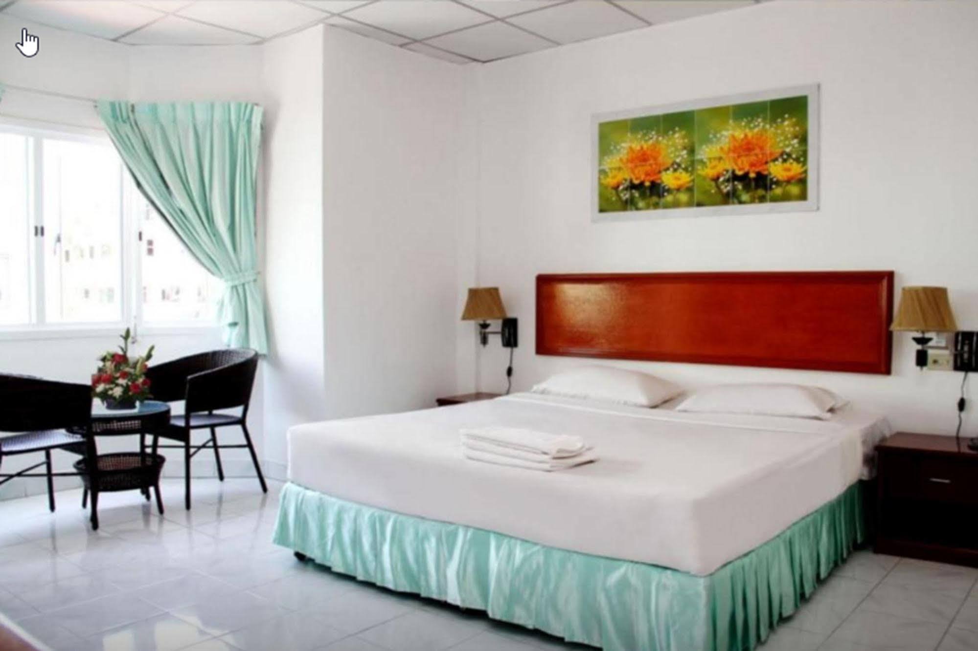 Welcome Inn Hotel @ Karon Beach. Single Room From Only 500 Baht Phuket Luaran gambar